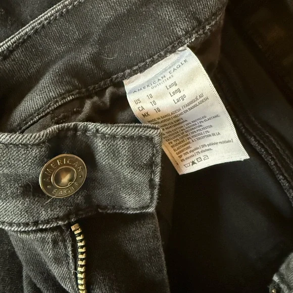 American Eagle Outfitters Black AE Next Level Low-Rise Jegging 10 LONG - Picture 6 of 6